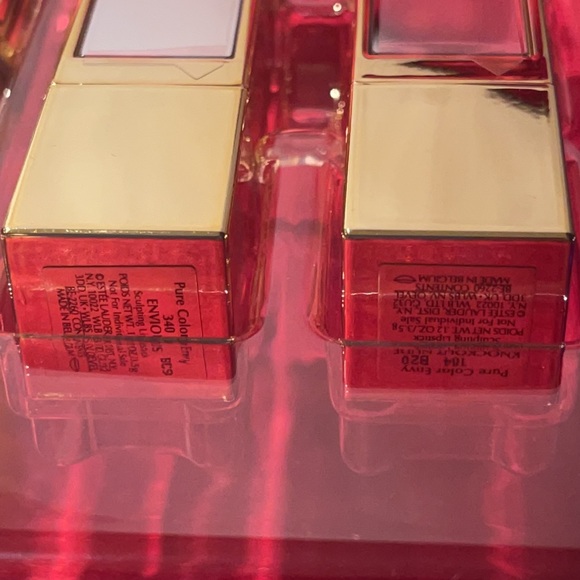 Ester Lauder 12 full-size favorites 😍💖🎁 - Picture 13 of 15